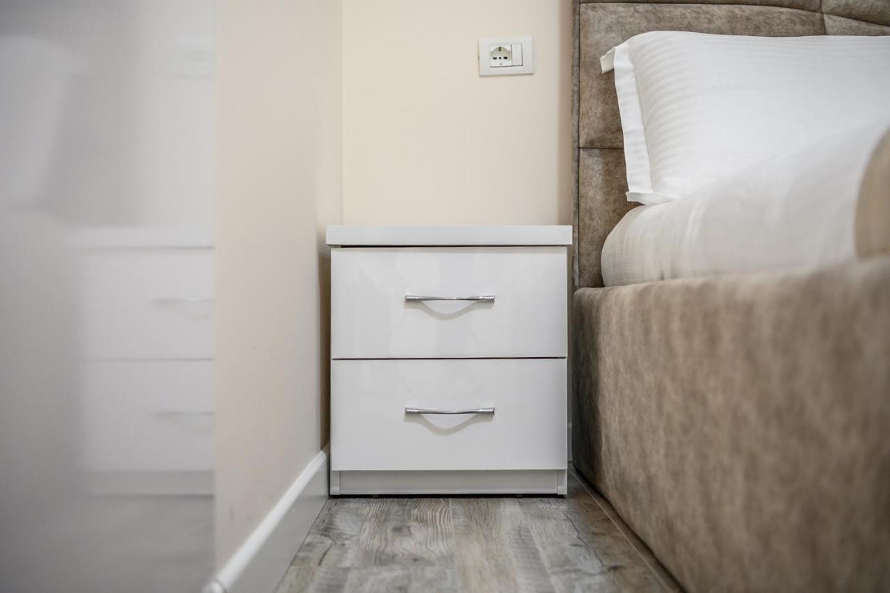 Miku Apartment-city Walk 1bd Stylish Tirana